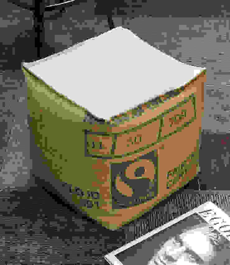 Poufs et coussins en toile de jute et coton par Cabane indigo homify