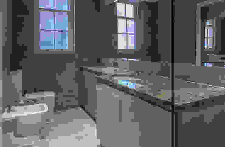 Bathroom من Temza design and build حداثي