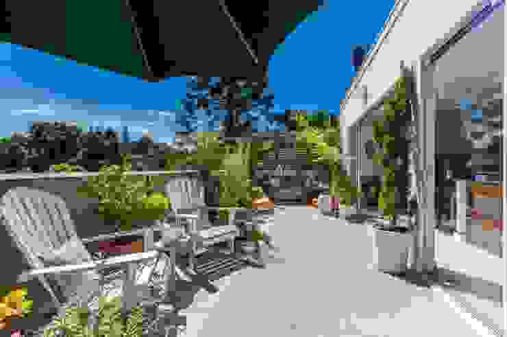 Blacher Arquitetura Eclectic style garden