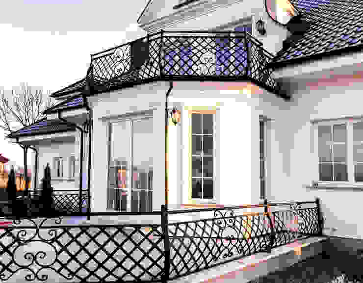 Realizacja ogrodzenia 10, Armet Armet Balcone, Veranda & Terrazza in stile classico Accessori & Decorazioni