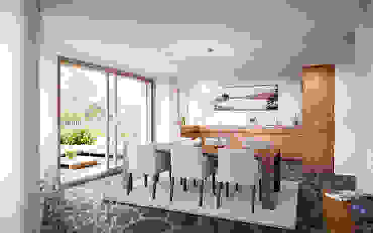 von Mann Architektur GmbH Comedores de estilo rústico