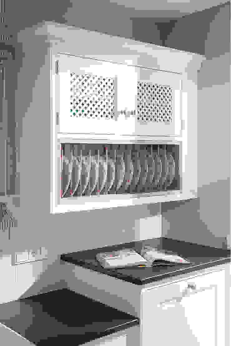 Beinder Schreinerei & Wohndesign GmbH Country style kitchen