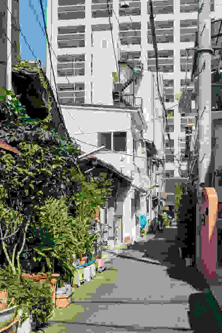 coil松村一輝建設計事務所 Eclectic style houses