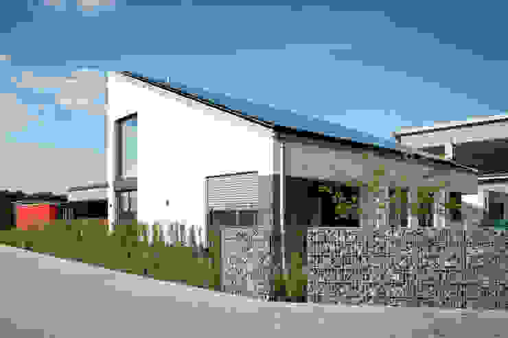 Architekturbüro J. + J. Viethen Modern houses