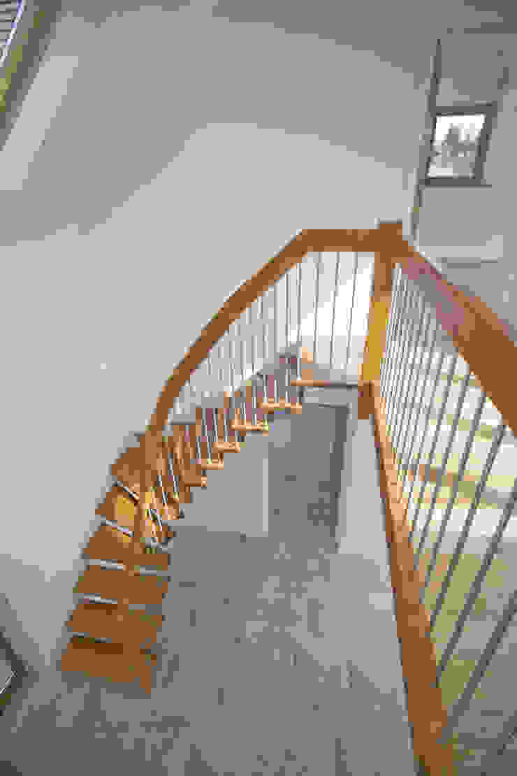 Floating Staircase Ringwood, Complete Stair Systems Ltd Complete Stair Systems Ltd درج Stairs