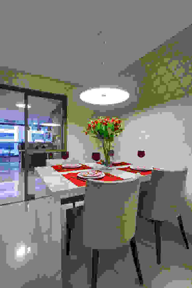 Cozinhas modernas por Designer de Interiores e Paisagista Iara Kílaris Moderno