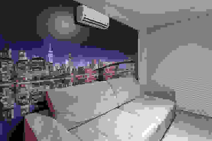 Salas multimédia modernas por Designer de Interiores e Paisagista Iara Kílaris Moderno