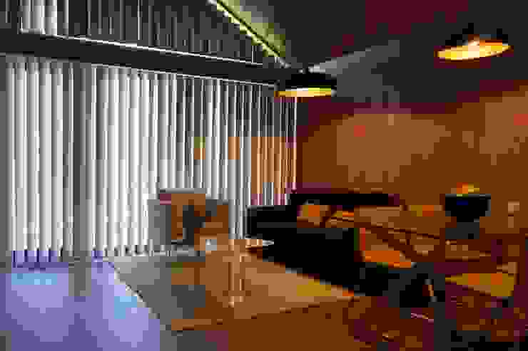 modern  by Carlos Faria, Modern   