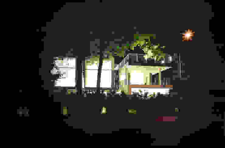 Modern houses by NAT OFFICE - christian gasparini architect Modern