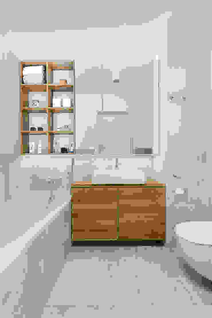 Mieszkanie MiM, 081 architekci 081 architekci Minimalistyczna łazienka