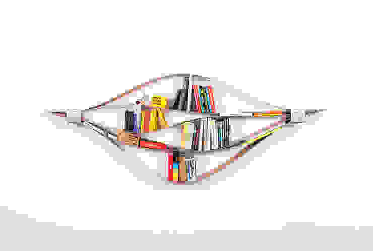 Stylish, flexibel, nachhaltig: das Wandregal mit dem gewissen Etwas, Neuvonfrisch - Möbel und Accessoires Neuvonfrisch - Möbel und Accessoires Moderne Wohnzimmer Wandregal,bookshelf,flexibel,wall shelf,Holzregal,wandelbar,modern,Holz,wood,bücherregal,Wohnzimmer,arbeitszimmer,Aufbewahrung