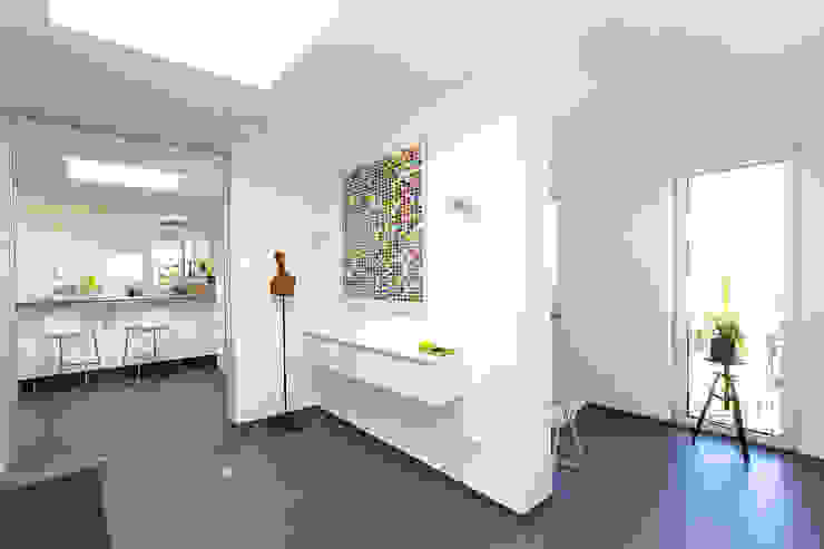 Diele ARCHITEKTURBÜRO SEIPEL Moderner Flur, Diele & Treppenhaus