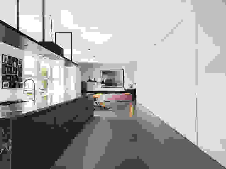homify Minimalistische Küchen
