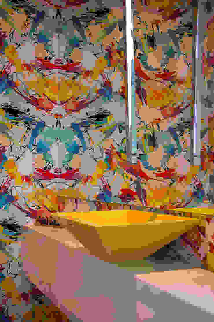 SBARDELOTTO ARQUITETURA Moderne Badezimmer