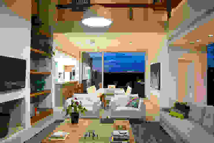 SBARDELOTTO ARQUITETURA Moderne Wohnzimmer