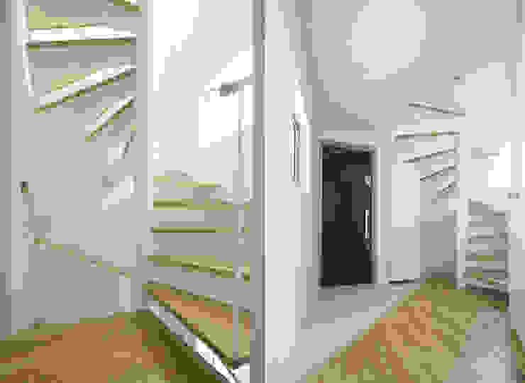 株式会社 建築集団フリー 上村健太郎 Modern corridor, hallway & stairs