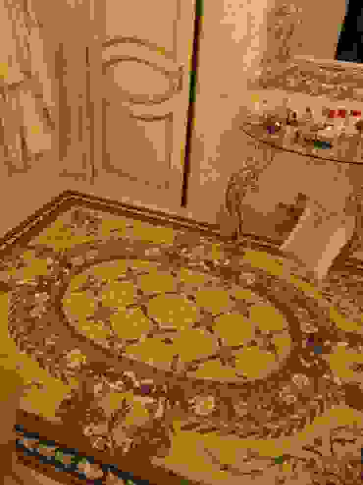 Загородный дом, Leonid Voronin Architect Leonid Voronin Architect Стены и пол в классическом стиле Плитка