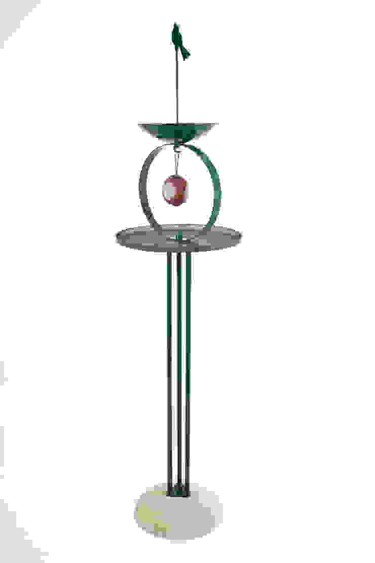 Contemporary Designer Bird Tables de homify