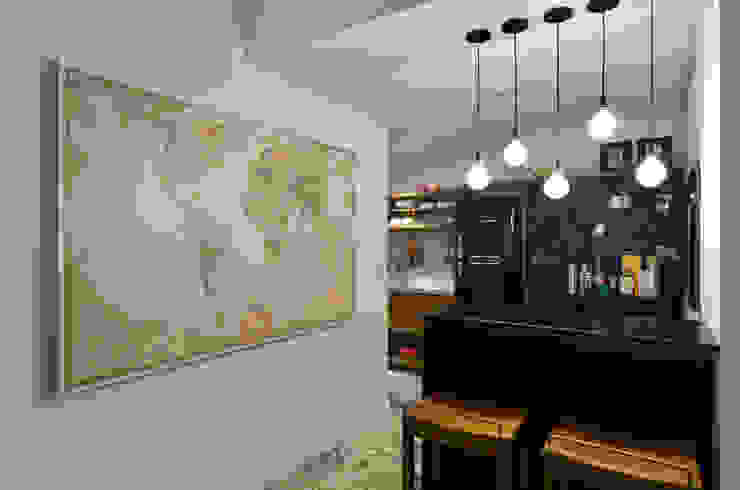 Johnny Thomsen Arquitetura e Design Modern kitchen