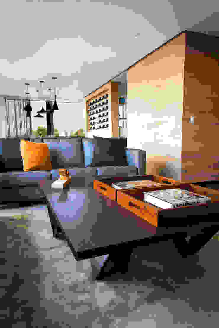 Salas de estar modernas por Concepto Taller de Arquitectura Moderno