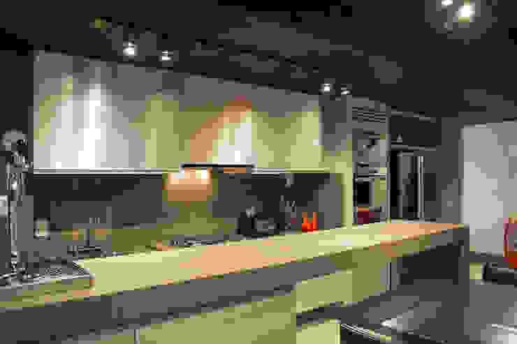 Leticia Sá Arquitetos Cucina moderna
