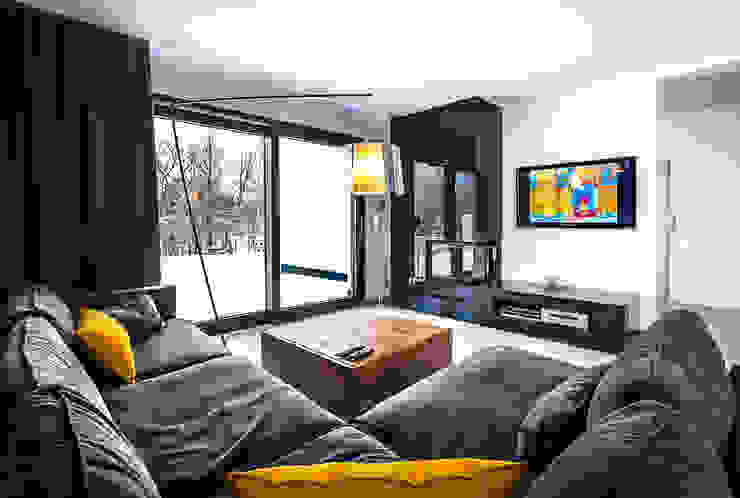 COCO Pracownia projektowania wnętrz Minimalist living room