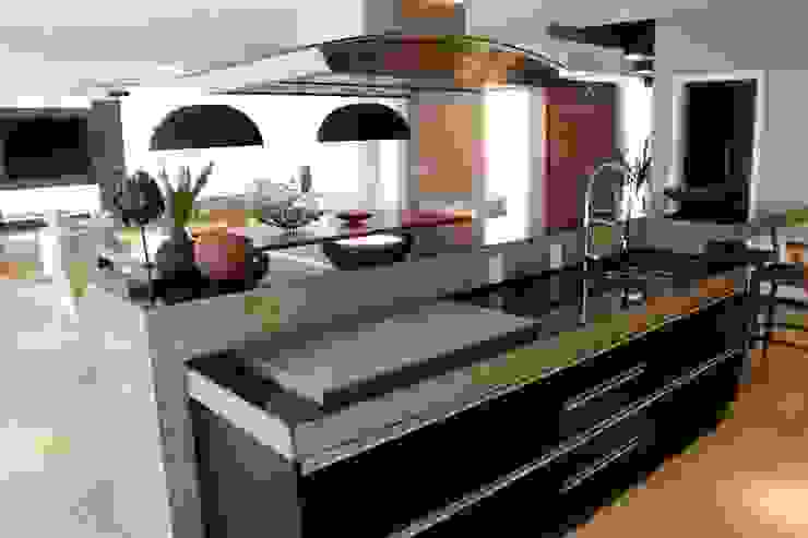 Casa Ilha das Flores, Arq. Leonardo Silva Arq. Leonardo Silva Cocinas de estilo moderno
