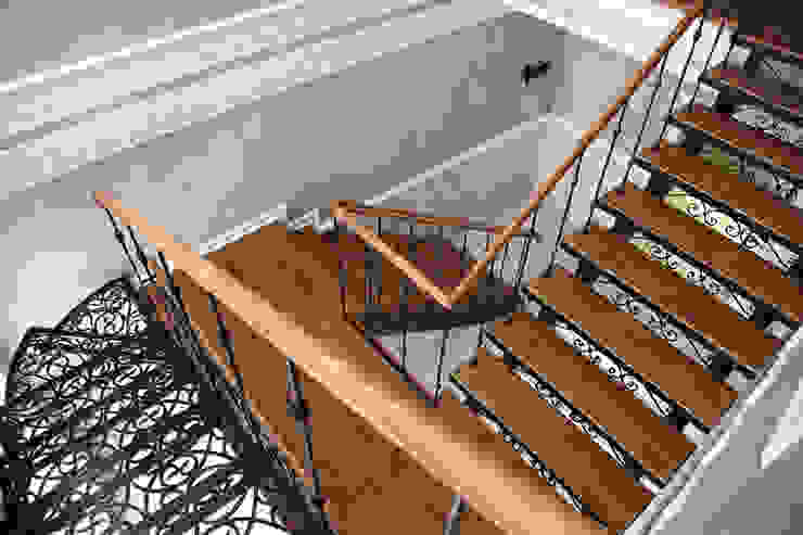 Hotéis ecléticos por Мария Остроумова Eclético