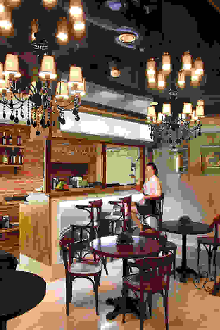 Hotéis ecléticos por Мария Остроумова Eclético