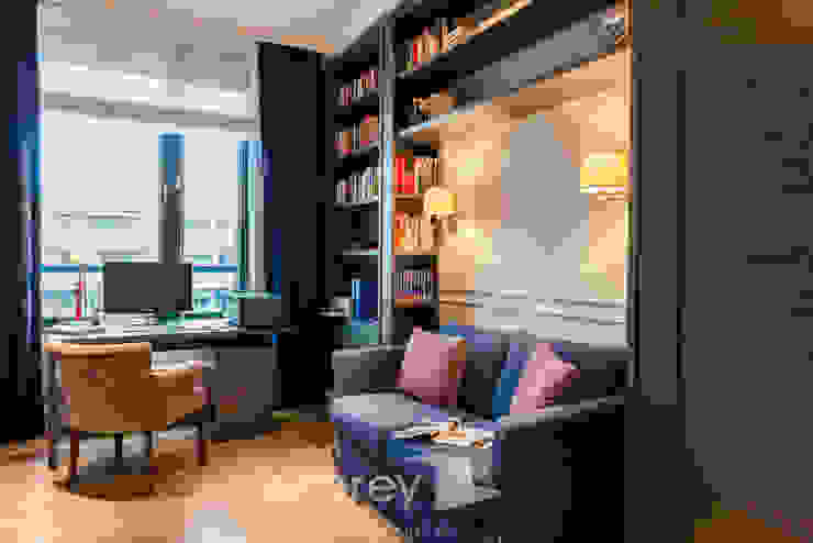NY Style Apartment TiM Grey Interior Design Klasyczne domowe biuro i gabinet