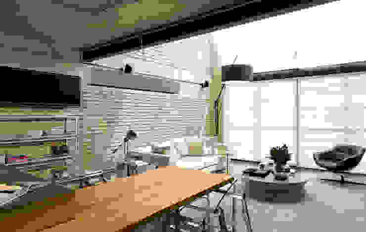 DIEGO REVOLLO ARQUITETURA S/S LTDA. غرفة المعيشة