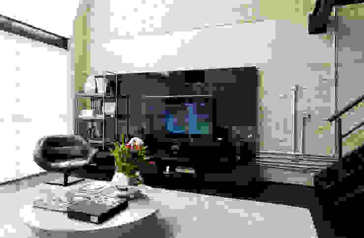 DIEGO REVOLLO ARQUITETURA S/S LTDA. غرفة المعيشة