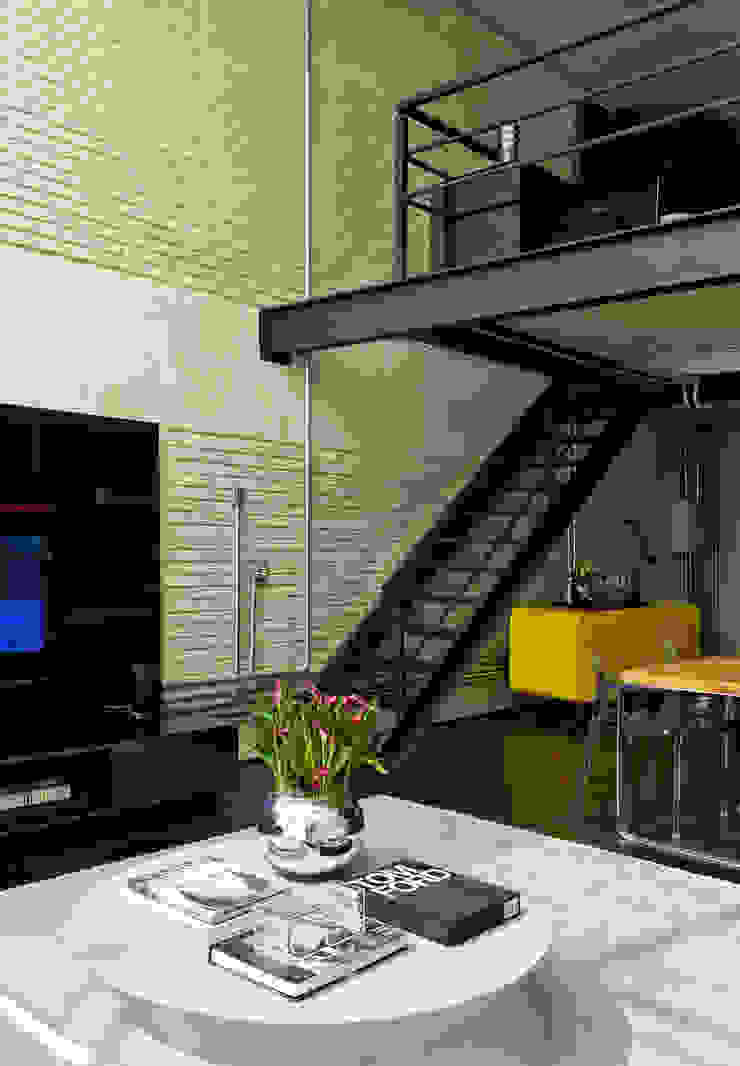 DIEGO REVOLLO ARQUITETURA S/S LTDA. غرفة المعيشة