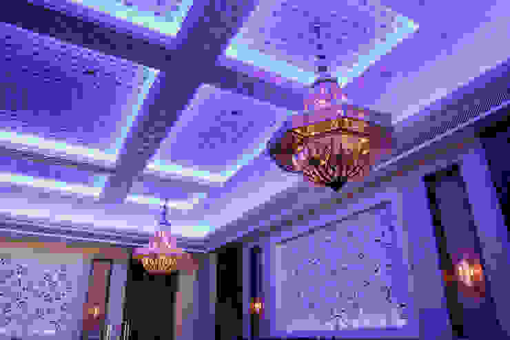 Four Seasons Hotel – Marrakech Moroccan Bazaar Столовая комнатаОсвещение