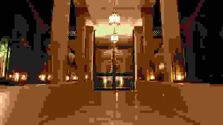Four Seasons Hotel – Marrakech Moroccan Bazaar Прихожая, коридор и лестницыОсвещение