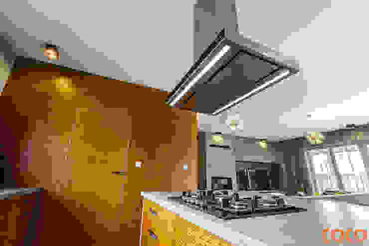 Cozinhas minimalistas por COCO Pracownia projektowania wnętrz Minimalista