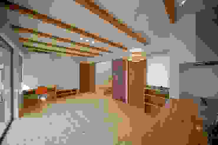 一級建築士事務所 想建築工房 ห้องนั่งเล่น