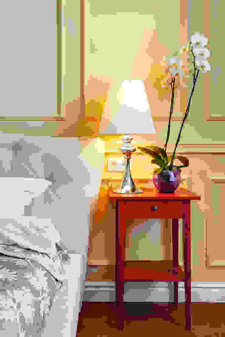 YOUSUPOVA Eclectic style bedroom