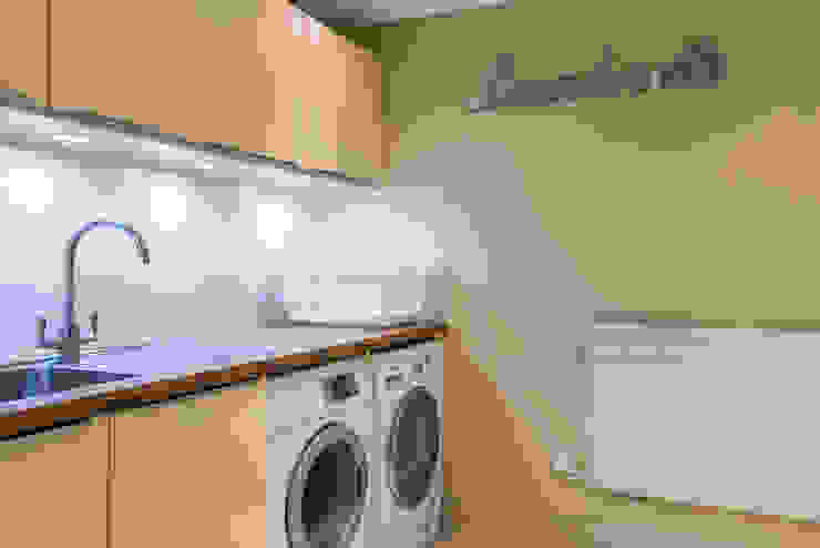 Modern German Kitchen - Kitchen Design Surrey Raycross Interiors Modern Kitchen