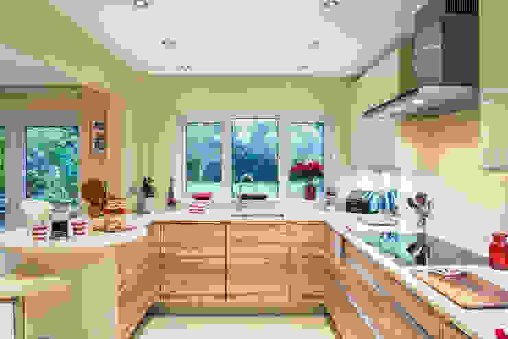 Modern German Kitchen - Kitchen Design Surrey Raycross Interiors Modern Kitchen