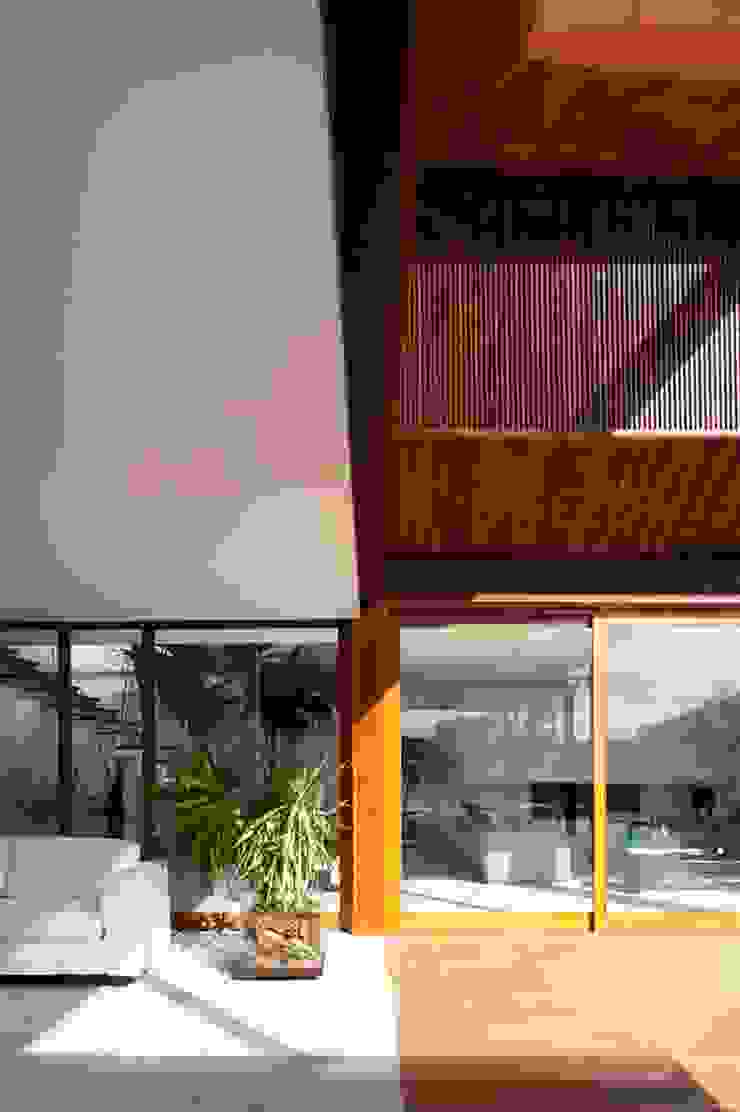 MAN Gálvez & Márton Arquitetura Casas modernas