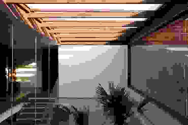 MAN Gálvez & Márton Arquitetura Casas modernas