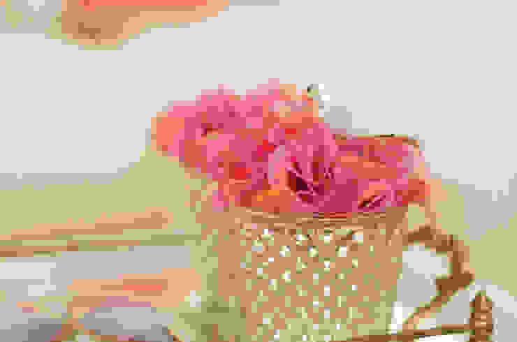 Amoreiras House Salas de estar mediterrâneas por Catarina Batista Studio Mediterrâneo