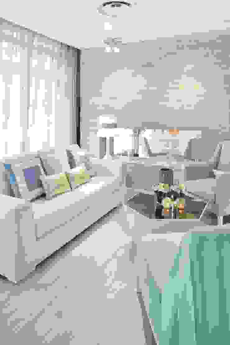 SHOWROOM LOVE TILES Lisboa 2013 Catarina Batista Studio Salas de estar modernas Cerâmica