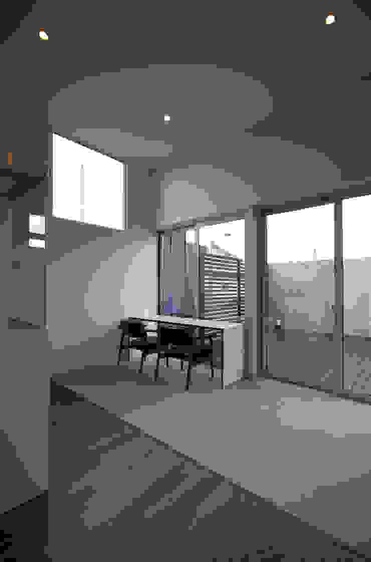 株式会社コウド一級建築士事務所 Soggiorno moderno