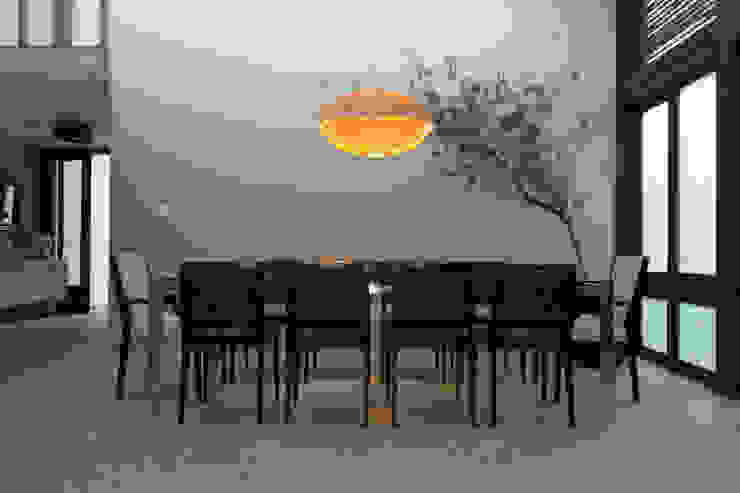 Mutabile Arquitetura Country style dining room