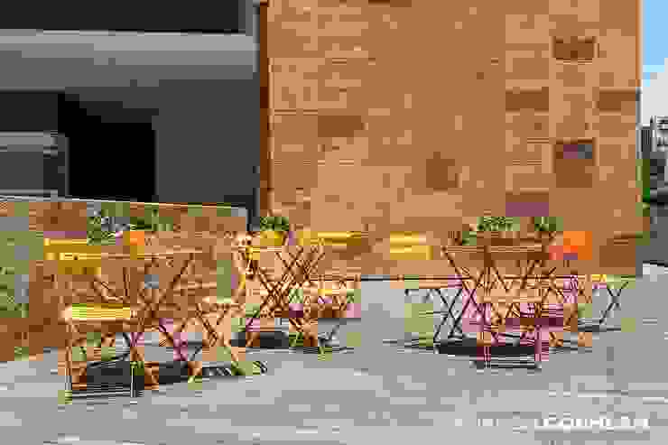 MARIANGEL COGHLAN Nowoczesny balkon, taras i weranda