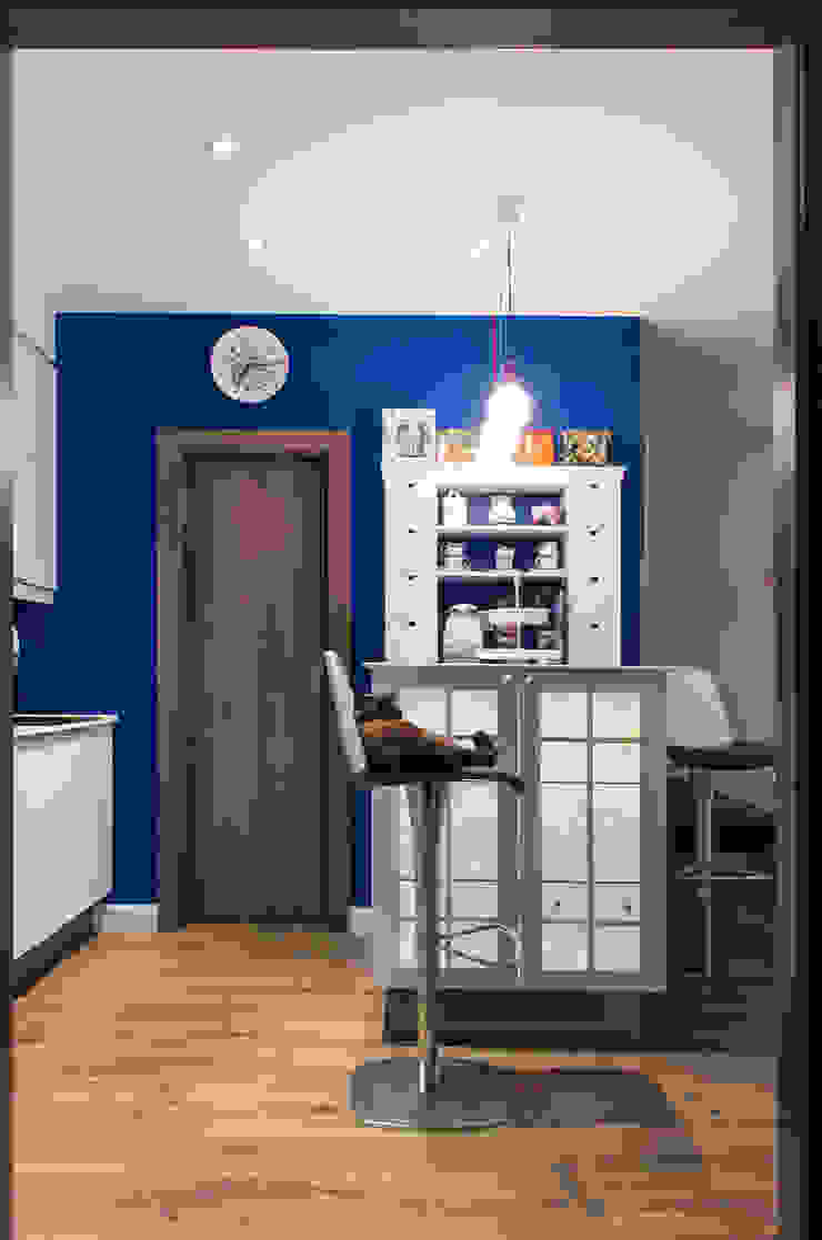 Квартира в ЖК Новая Скандинавия Кухня в скандинавском стиле от projectorstudio Скандинавский