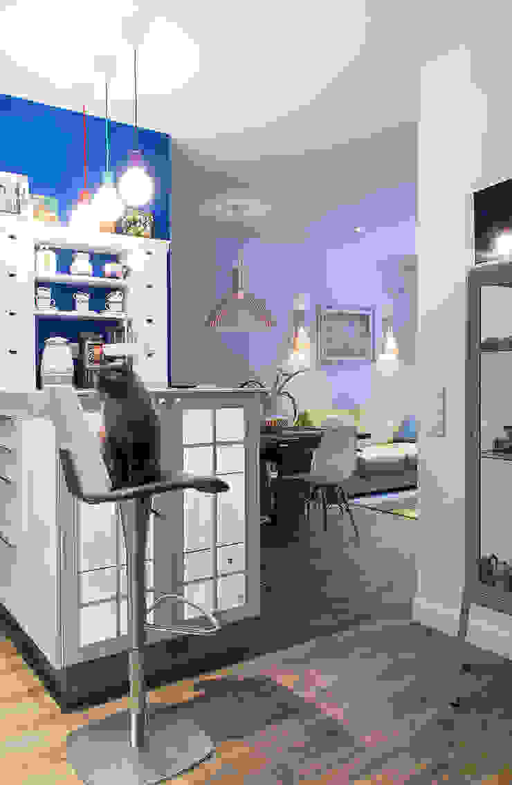 Квартира в ЖК Новая Скандинавия Кухня в скандинавском стиле от projectorstudio Скандинавский