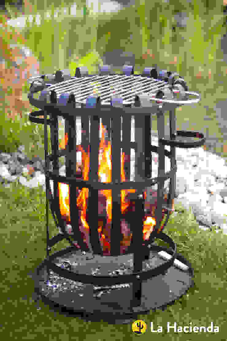 Vancouver with grill La Hacienda Classic style garden Fire pits & barbecues